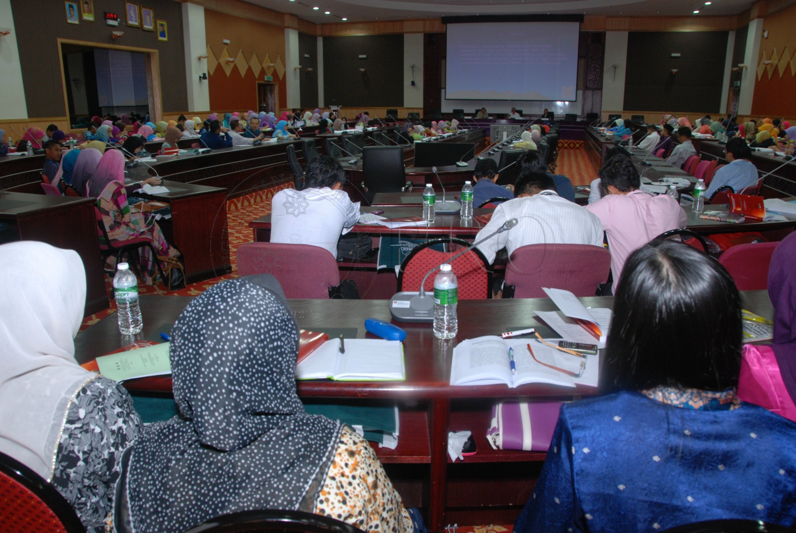 PRO 12 118 sastera DSC 5629